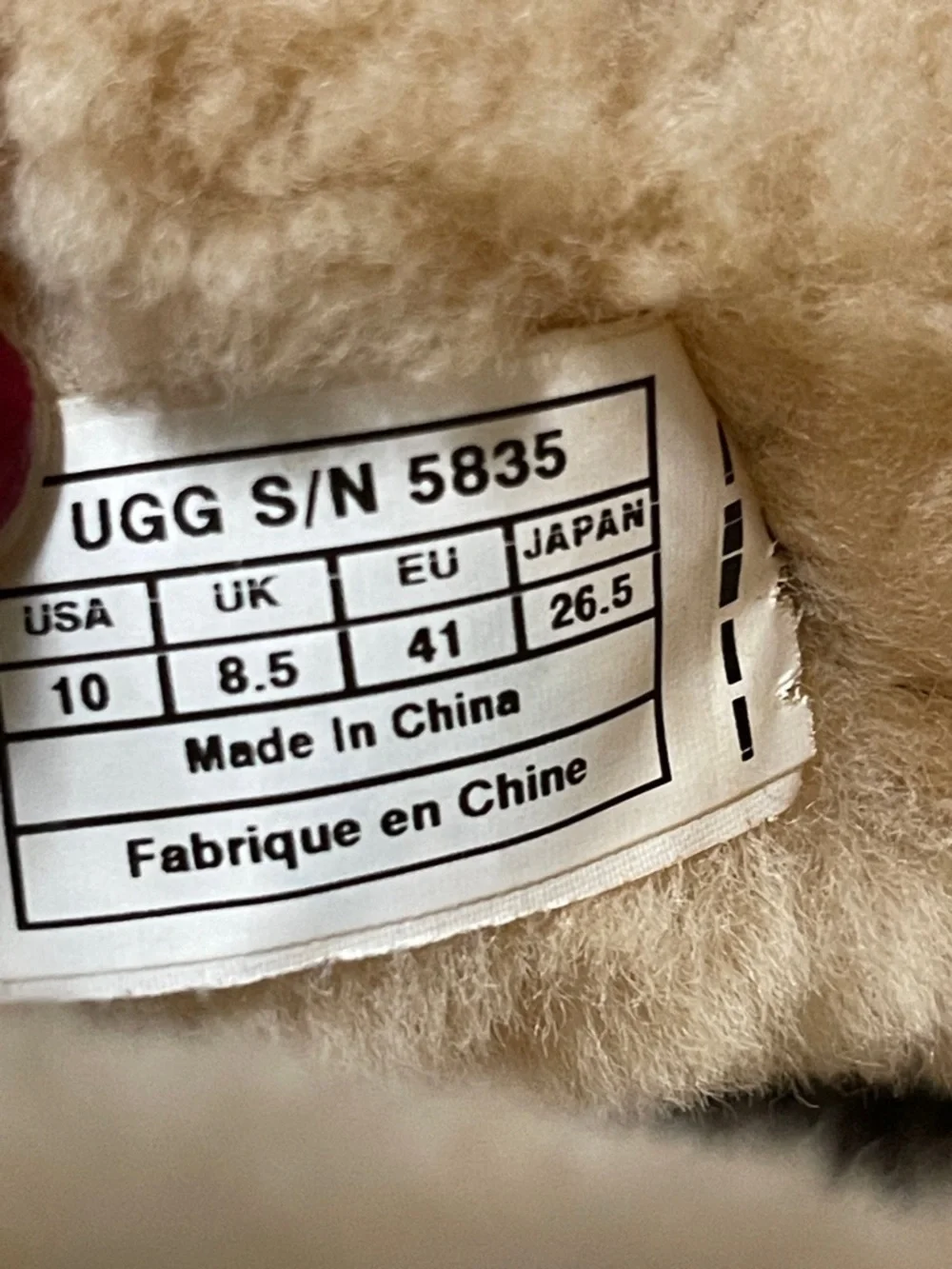 UGG Essential Short Classic Boot | Size 10
